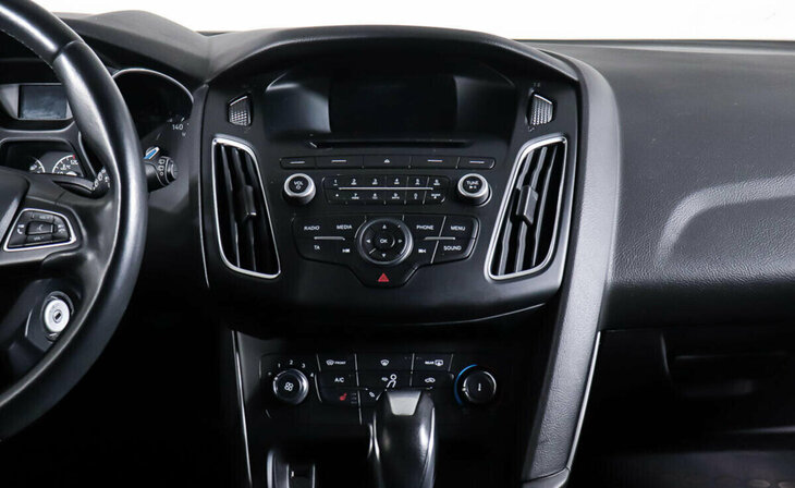 Ford Focus - Фото 13