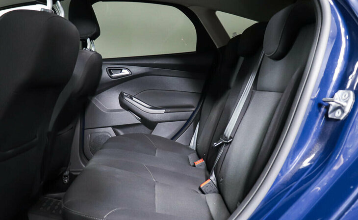 Ford Focus - Фото 16