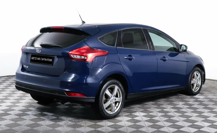 Ford Focus - Фото 4