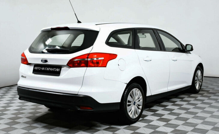 Ford Focus - Фото 4