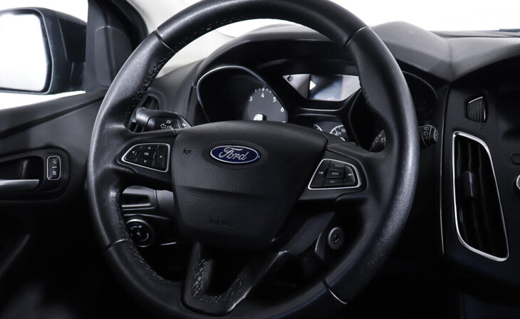 Ford Focus - Фото 11