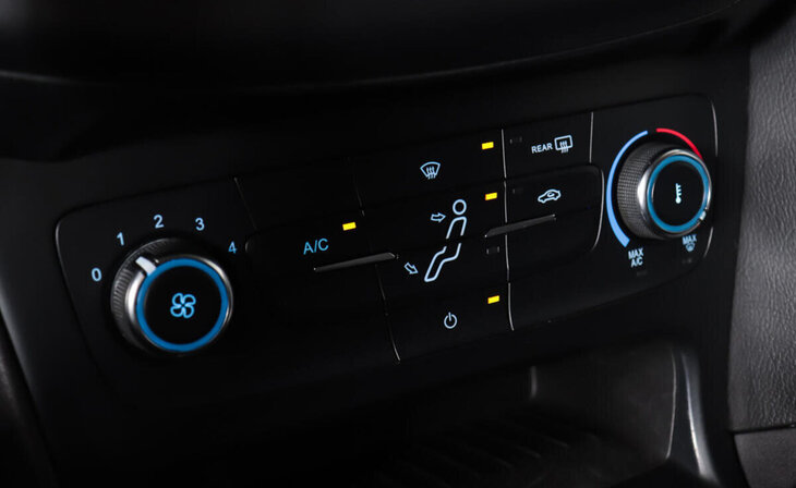 Ford Focus - Фото 14