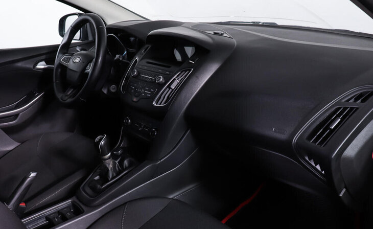 Ford Focus - Фото 8