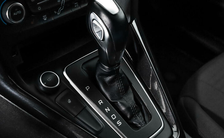 Ford Focus - Фото 11