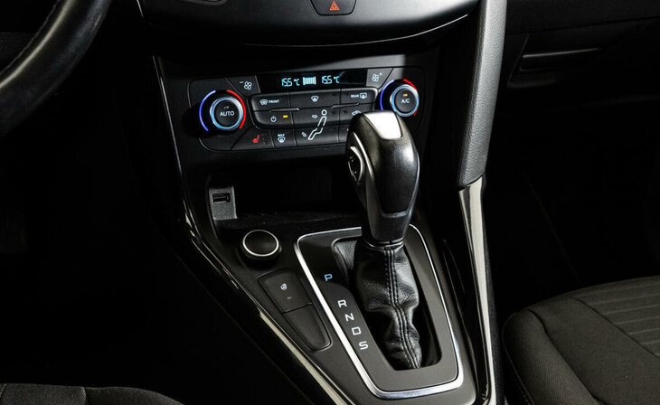 Ford Focus - Фото 13