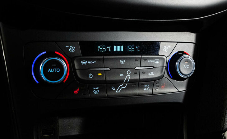 Ford Focus - Фото 14