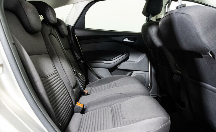 Ford Focus - Фото 17