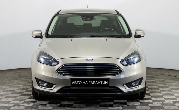 Ford Focus - Фото 1