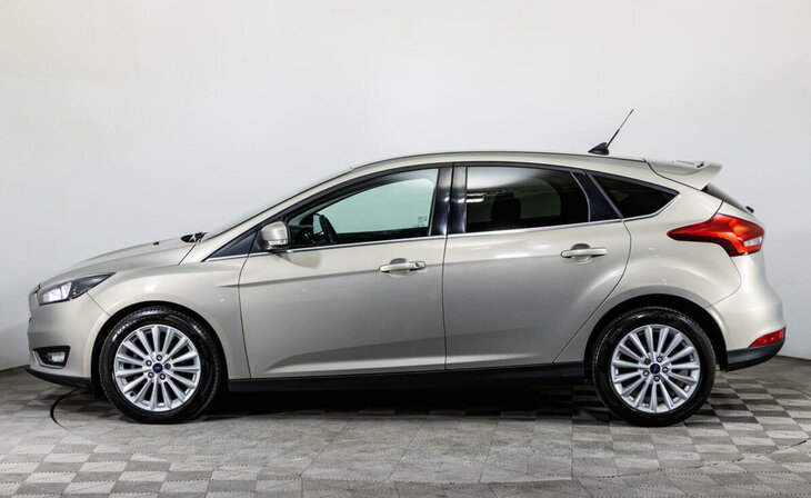Ford Focus - Фото 2