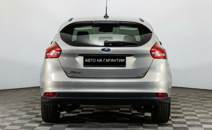 Ford Focus - Фото 5