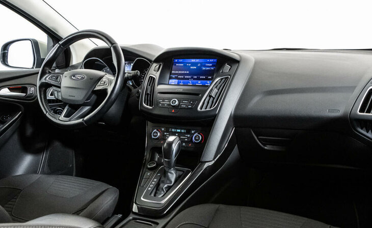 Ford Focus - Фото 6