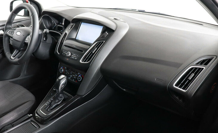 Ford Focus - Фото 4