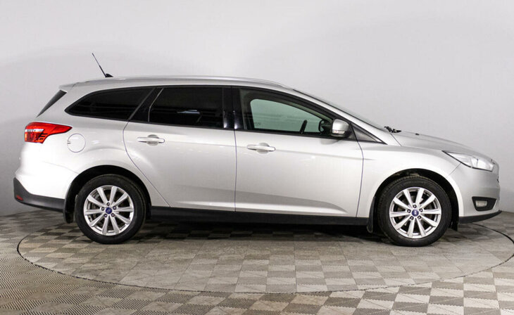 Ford Focus - Фото 3