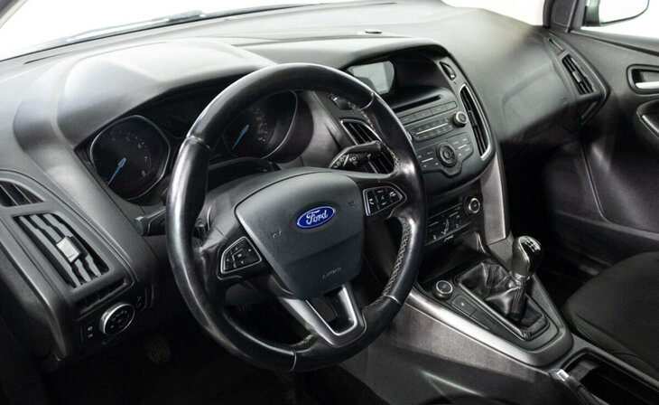 Ford Focus - Фото 8