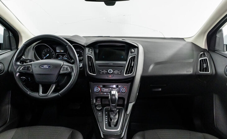 Ford Focus - Фото 5