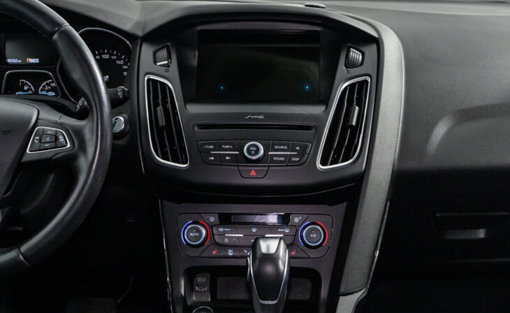 Ford Focus - Фото 7