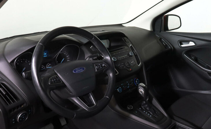 Ford Focus - Фото 9