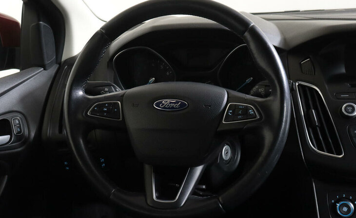 Ford Focus - Фото 10