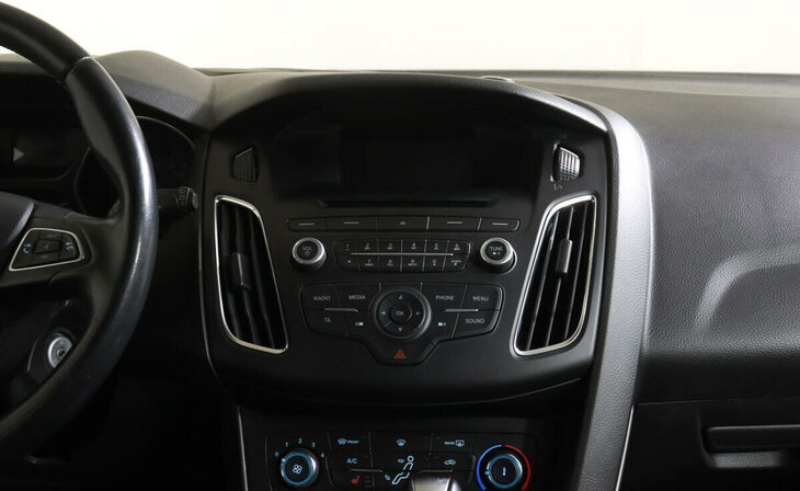 Ford Focus - Фото 11