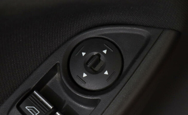 Ford Focus - Фото 13