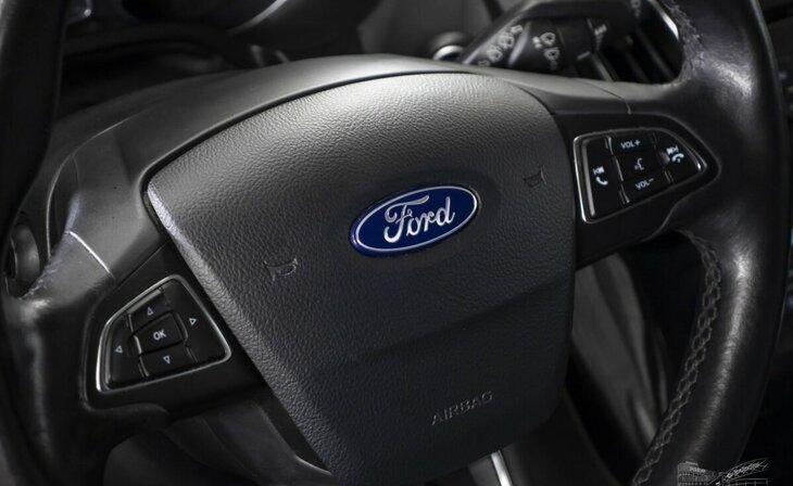 Ford Focus - Фото 9