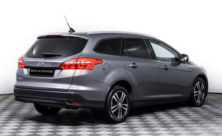 Ford Focus - Фото 4
