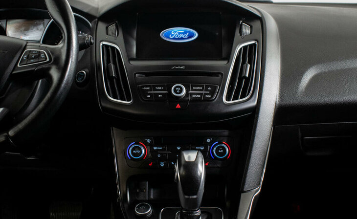 Ford Focus - Фото 5