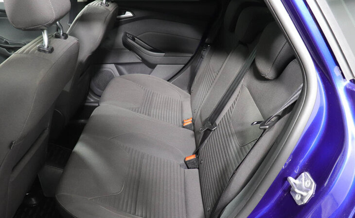 Ford Focus - Фото 11
