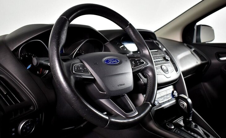 Ford Focus - Фото 9