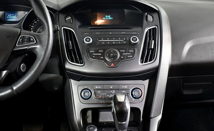 Ford Focus - Фото 10