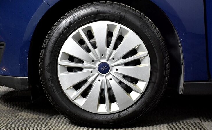 Ford Focus - Фото 6