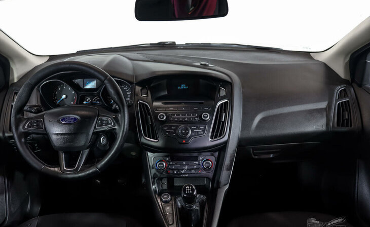 Ford Focus - Фото 6