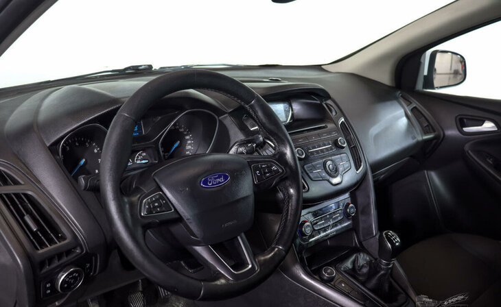 Ford Focus - Фото 7