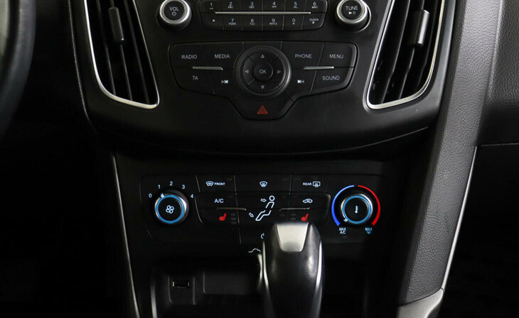 Ford Focus - Фото 10