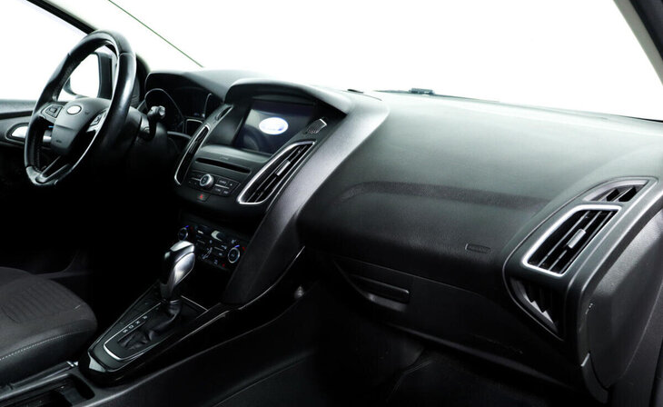 Ford Focus - Фото 8