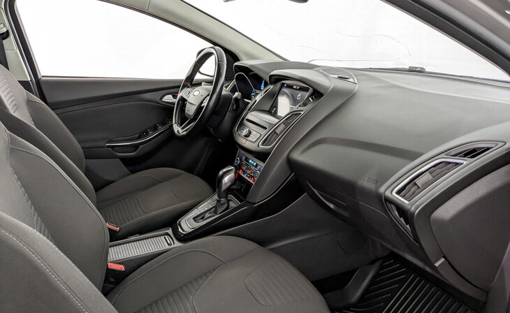 Ford Focus - Фото 9