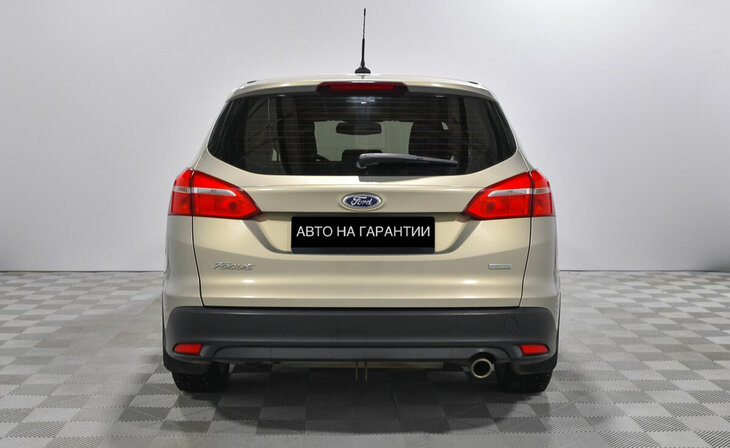 Ford Focus - Фото 3