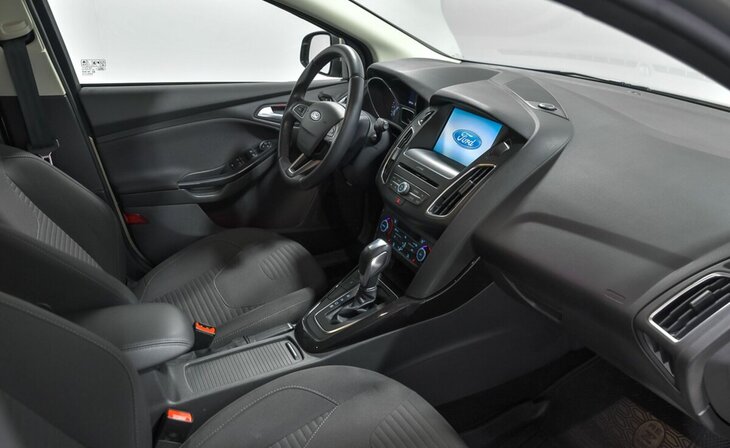 Ford Focus - Фото 4