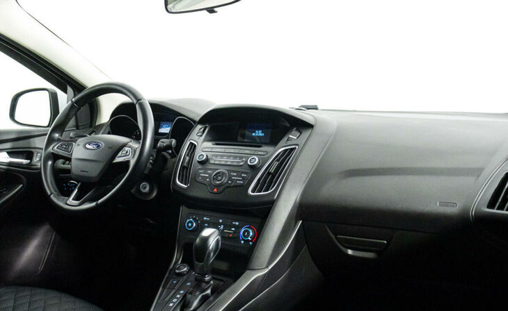 Ford Focus - Фото 6