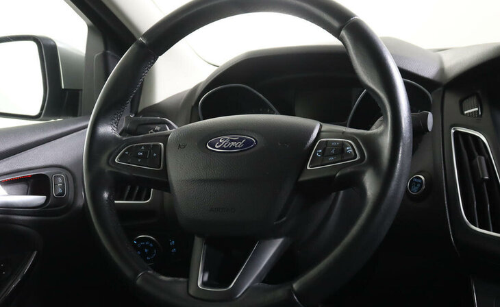 Ford Focus - Фото 12
