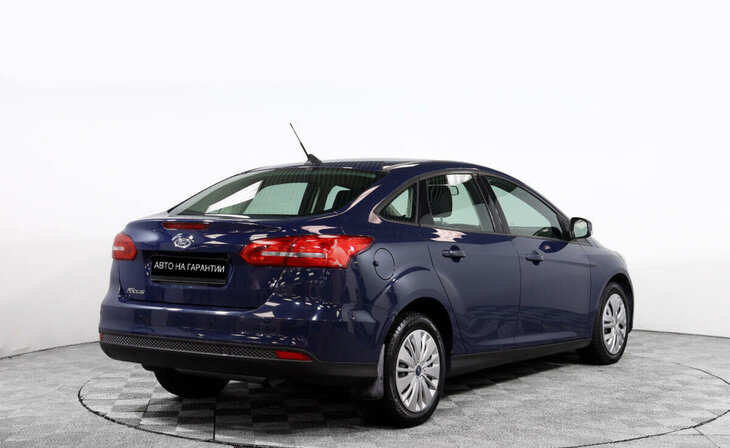 Ford Focus - Фото 4