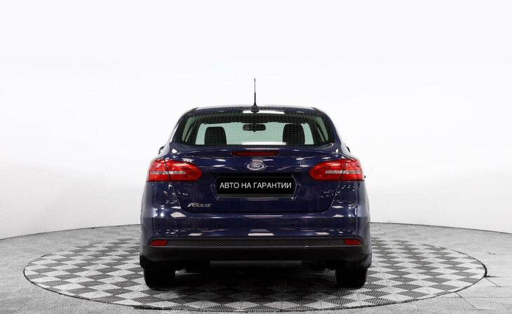 Ford Focus - Фото 5