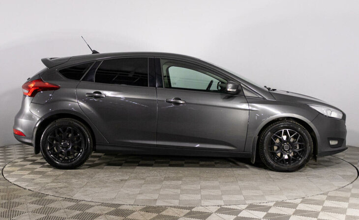 Ford Focus - Фото 3