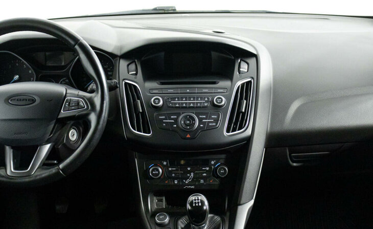 Ford Focus - Фото 8