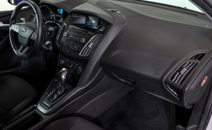 Ford Focus - Фото 5