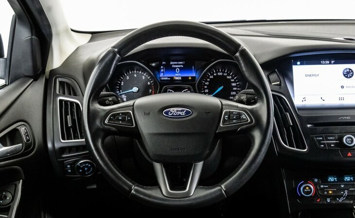 Ford Focus - Фото 7
