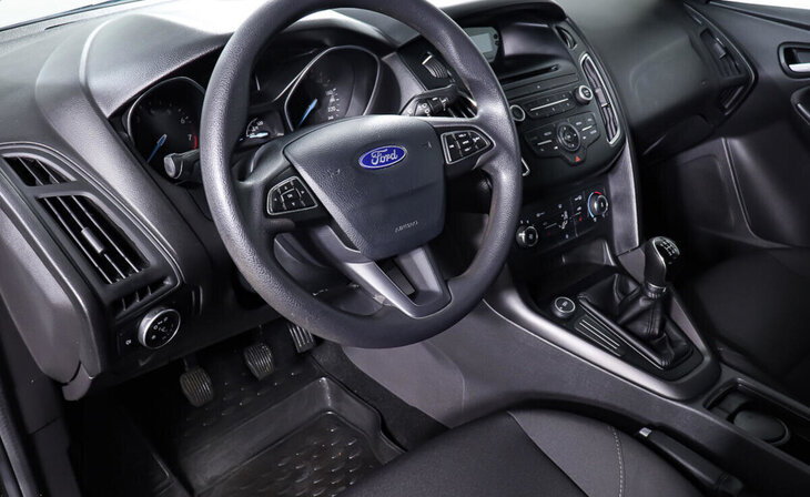 Ford Focus - Фото 10