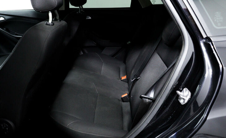 Ford Focus - Фото 10