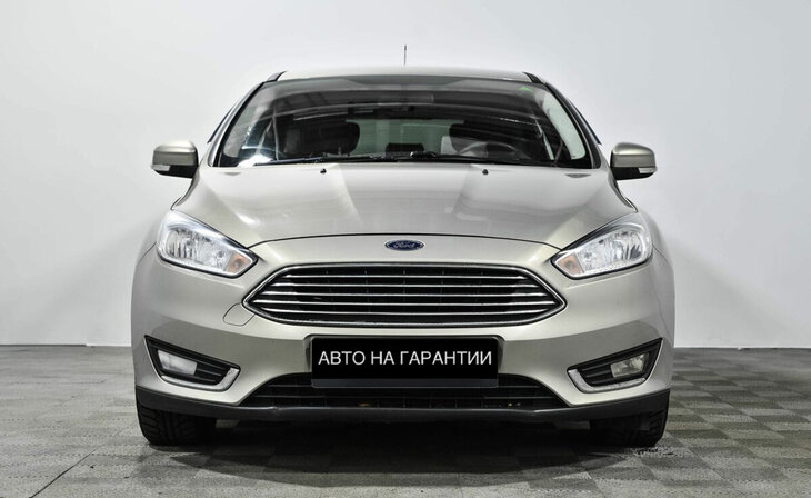 Ford Focus - Фото 1