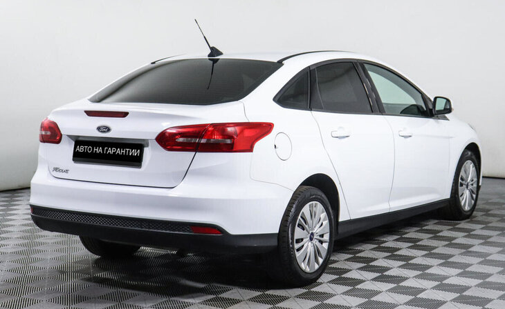 Ford Focus - Фото 2